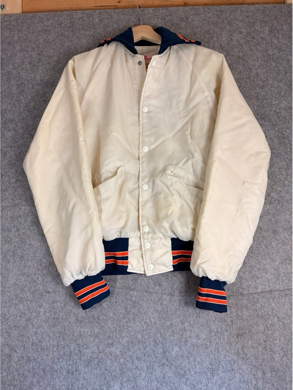 Vintage 70s 80s University of Illinios Fighting Illini Satin Jacket Size Small